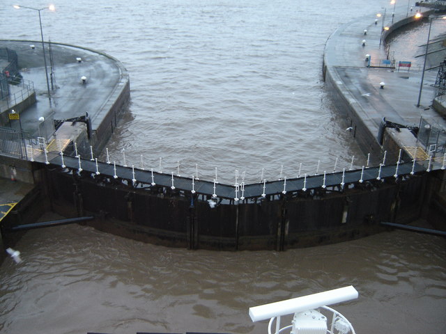 King George Dock Gates 1